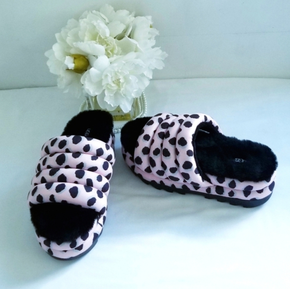 UGG Maxi Slide Platform Slides Cheetah Print in Pink Scallop NWT